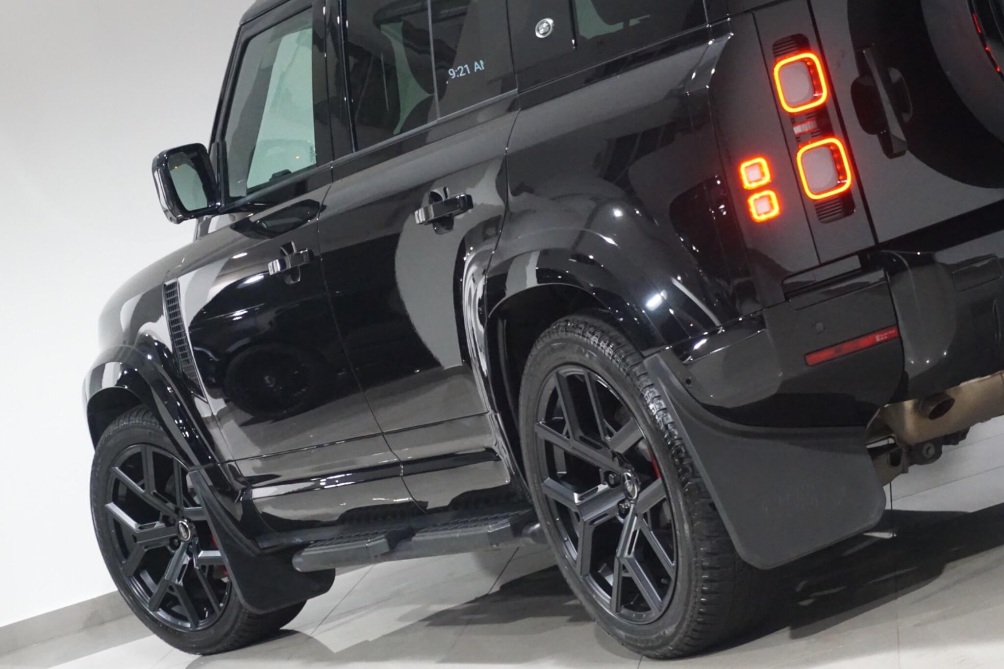 Land Rover Defender 110 3.0 P400 MHEV XS Edition SUV 5dr Petrol Auto 4WD Euro 6 (s/s) (400 ps)